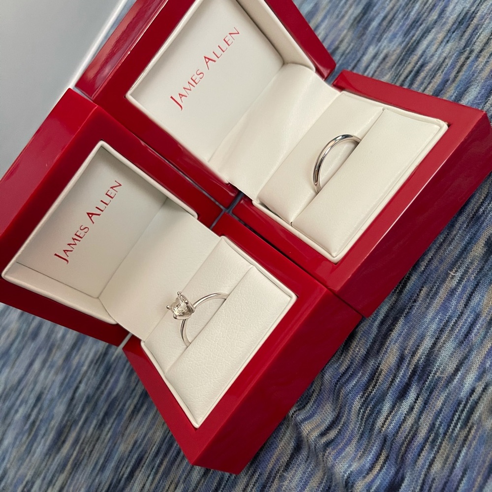 GIA certified .91ct princess diamond wedding set